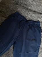Nike Tech broek, Broek, Jongen of Meisje, Ophalen of Verzenden, Zo goed als nieuw
