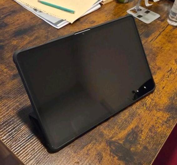 Samsung Galaxy Tab S8 128GB Tablet + Spigen Cover, Computers en Software, Android Tablets, Zo goed als nieuw, Wi-Fi, 11 inch, 128 GB