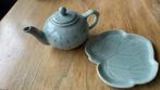 Chinees / Japans celadon aardewerk theepotje met blaadje, Ophalen of Verzenden