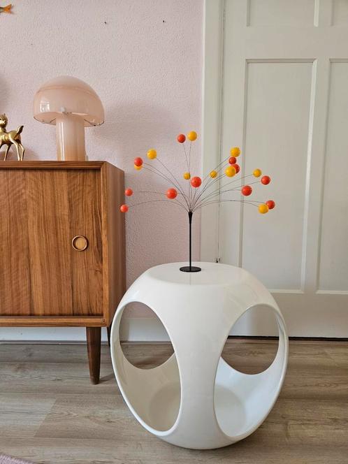 Vintage design 70s space age fiberglas bijzettafel kruk, Antiek en Kunst, Kunst | Designobjecten, Ophalen of Verzenden
