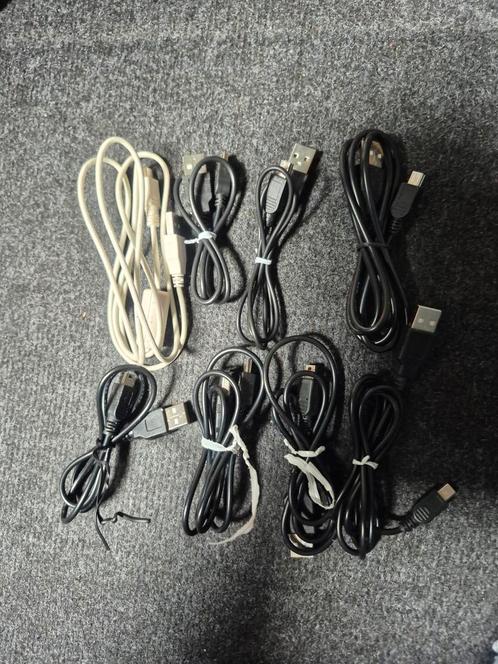usb a naar mini usb kabel 8 stuks, Computers en Software, Pc- en Netwerkkabels, Zo goed als nieuw, Ophalen of Verzenden