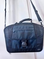 CASE LOGIC LAPTOP TAS, Ophalen of Verzenden, 17 inch of meer, Zo goed als nieuw