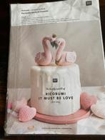 The lovely word of ricorumi (rico design)  it must be love, Ophalen of Verzenden, Zo goed als nieuw, Haken, Patroon of Boek