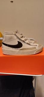 JORDAN { NIKE BLAZE ), Ophalen, Sportschoenen, Zo goed als nieuw, Nike