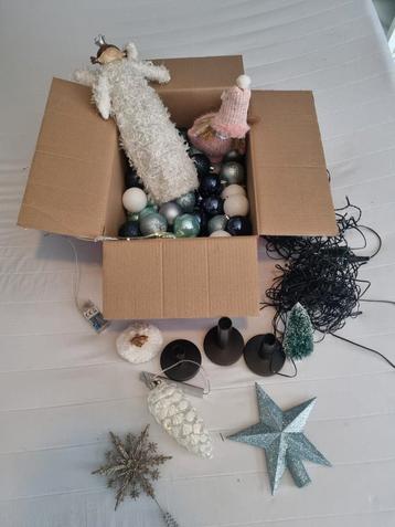 Diverse kerstspullen beschikbaar voor biedingen