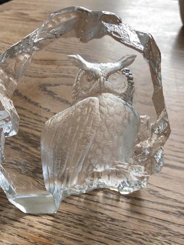 Kristallen Uil Sculptuur Mats Jonasson beschikbaar voor biedingen