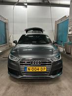 Audi A1 1.8TFSI Sportback 192PK S-tr7 2015 Grijs, Auto's, Euro 5, A1, Zwart, 1200 kg
