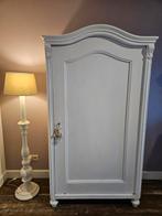 Antieke eendeurskast grenenhout, Antiek en Kunst, Ophalen