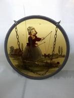 ANTIEKE GLAS IN LOOD RAAM HANGER..( OUD HOLLANDS SPEL )., Ophalen of Verzenden