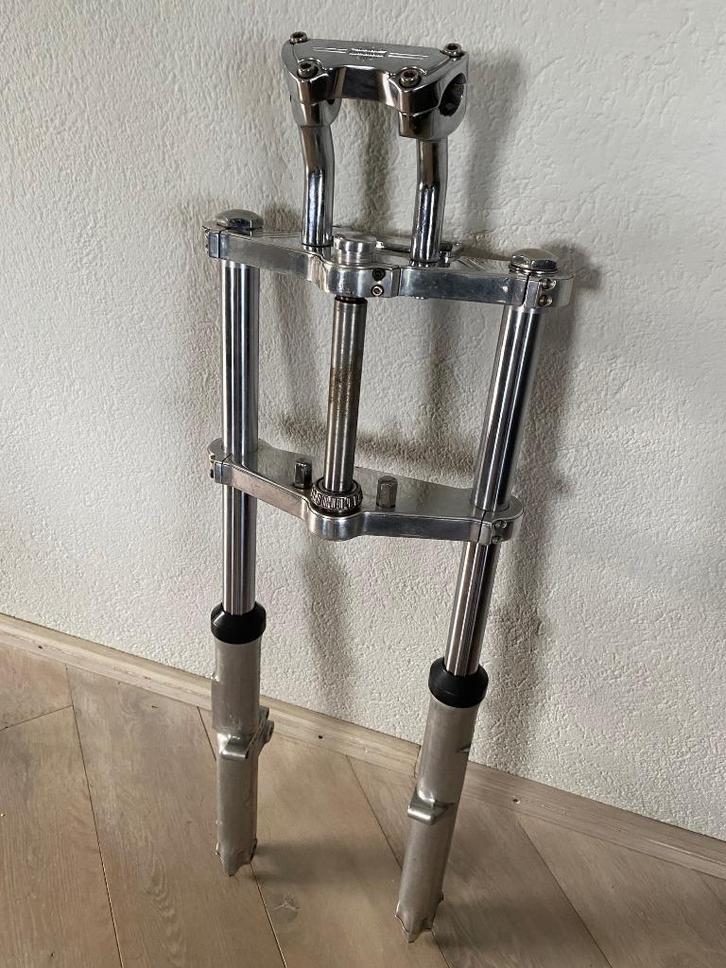 Div. onderdelen oa Wide Glide voorvork, balhoofdplaten, Tank, Motoren, Onderdelen | Harley-Davidson, Gebruikt, Ophalen of Verzenden