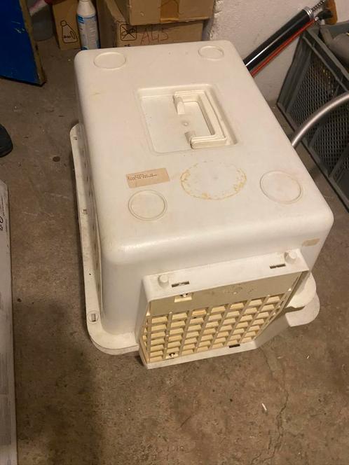 Grote en zeer stevige honden of Kattenbench transportbox, Dieren en Toebehoren, Transportboxen, Zo goed als nieuw, Ophalen of Verzenden