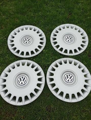 vw wieldoppen 15 inch NIEUW Originele vw  wieldop skoda beschikbaar voor biedingen