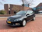 Volkswagen Passat 1.4 TSI Comfortline Bluemotion 2013 netjes, Auto's, Voorwielaandrijving, Stof, Zwart, 4 cilinders