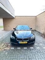 BMW 5-Serie 3.0 I 528 AUT 2011 Zwart, Auto's, Euro 5, Achterwielaandrijving, Beige, Leder en Stof