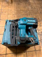Makita DBN600 tacker met m box schiethamer, Ophalen of Verzenden, Gebruikt
