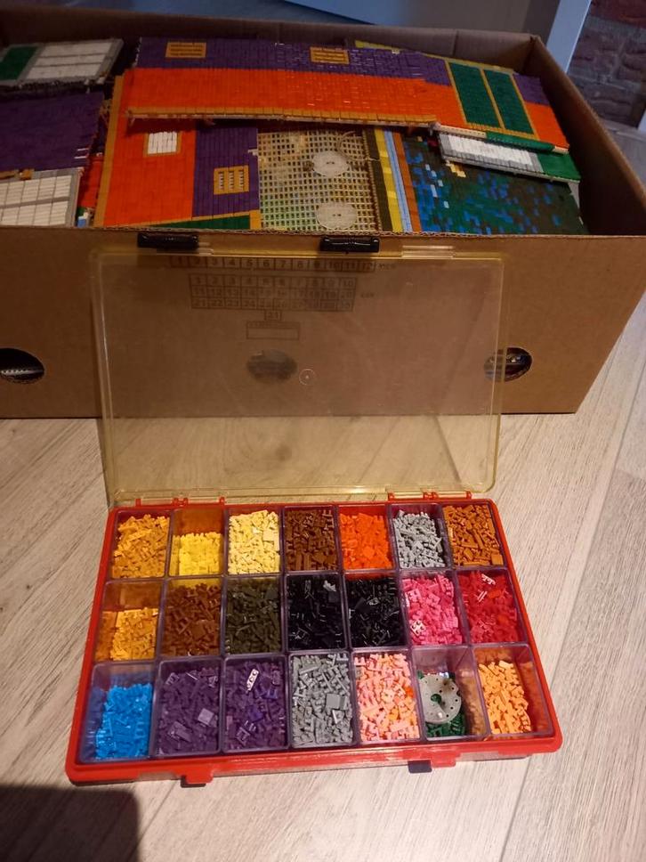 Bananen doos vol met mini steck, platen en bevestiging, Hobby en Vrije tijd, Ministeck, Zo goed als nieuw, Ophalen of Verzenden