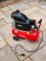 Roda 2.5 PK Compressor - Nieuwstaat!, Doe-het-zelf en Verbouw, Compressors, Ophalen, 6 tot 10 bar, Zo goed als nieuw, 200 tot 400 liter/min