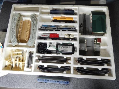 Lima supertrain startset jaren 70/ vintage met extra rijtuig, Hobby en Vrije tijd, Modeltreinen | H0, Zo goed als nieuw, Treinset