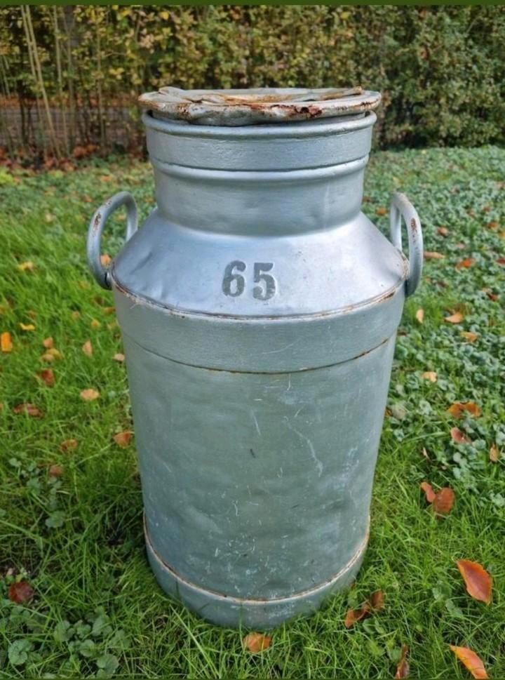 Melkbus melk bus inclusief deksel nummer 65
Deco of carbid, Tuin en Terras, Tuinwanddecoratie, Zo goed als nieuw, Ophalen