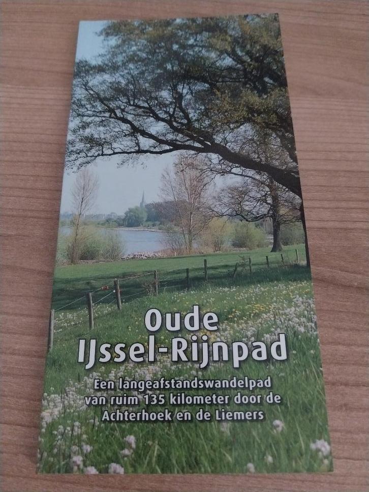 Oude IJssel Rijnpad LAW 135 km - Mooi Pieterpad alternatief, Sport en Fitness, Bergsport en Wandelen, Zo goed als nieuw, Navigatie of Gps