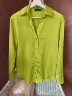 Most Wanted - Blouse satin limegroen - mt xs, Kleding | Dames, Blouses en Tunieken, Verzenden, Most Wanted, Maat 34 (XS) of kleiner