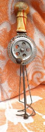 oude slagroomklopper/ eierklopper manueel/ keuken hulpstuk, Ophalen of Verzenden