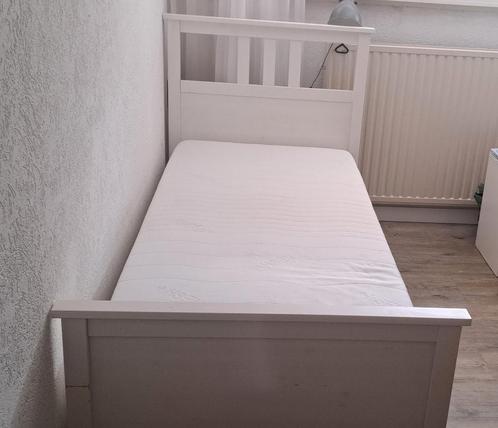 Complete set ?, Huis en Inrichting, Slaapkamer | Bedden, Gebruikt, Eenpersoons, 90 cm, 200 cm, Hout, Wit, Ophalen