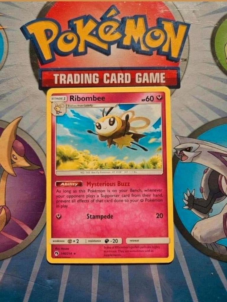 Ribombee 146/214 Sun&Moon Lost thunder pokemon kaart rare nm, Ophalen of Verzenden, Zo goed als nieuw, Losse kaart