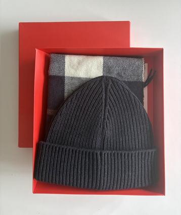 NIEUW  Cadeauset heren, sjaal en muts, H&M, Zwart met ruiten beschikbaar voor biedingen