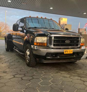 Ford F350 Super Duty Dually V8 Powerstroke Turbo Diesel USA beschikbaar voor biedingen