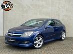 Opel Astra GTC 1.6 OPC LINE GLAZEN DAK NAV CRUISE PDC, Auto's, Opel, Voorwielaandrijving, 15 km/l, 4 cilinders, Blauw