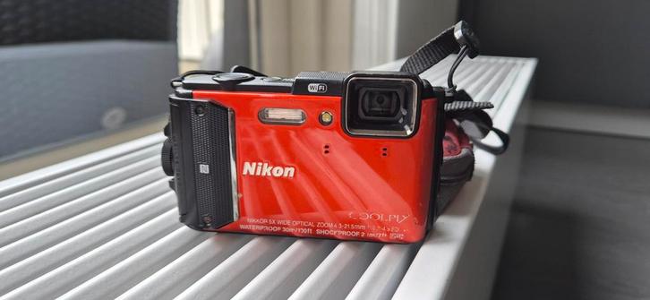Nikon Coolpix AW130 - Waterdichte Camera, Audio, Tv en Foto, Fotocamera's Digitaal, Gebruikt, Compact, Nikon, Minder dan 4 keer