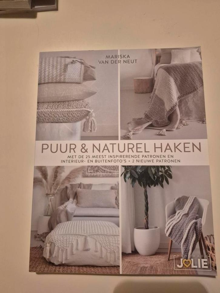 Mariska van der Neut - Puur & naturel haken, Boeken, Hobby en Vrije tijd, Zo goed als nieuw, Breien en Haken, Ophalen of Verzenden