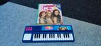 K3 piano en boek, Ophalen of Verzenden, Zo goed als nieuw, 88 toetsen