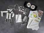 WII Console Fit Board, controllers, chuks + spellen Nintendo, Ophalen of Verzenden, Gebruikt, Met 2 controllers, Met games