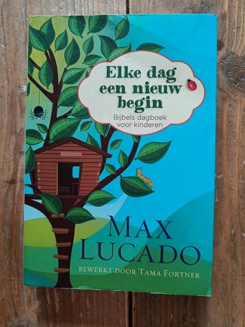 Elke dag een nieuw begin.  Dagboek voor kinderen.  beschikbaar voor biedingen