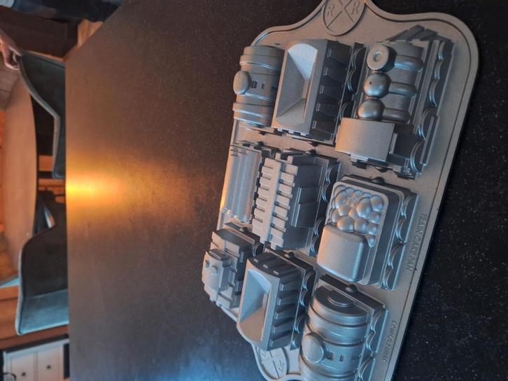 bakvorm, Hobby en Vrije tijd, Taarten en Cupcakes maken, Zo goed als nieuw, Bakvorm, Taarten of Cupcakes, Ophalen