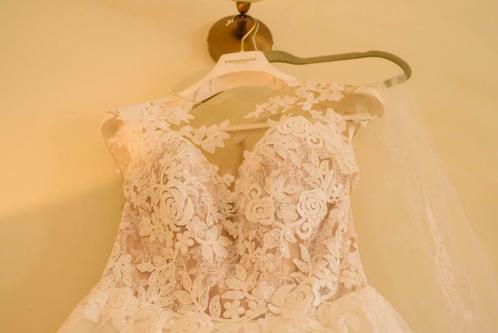 Pronovias luxe bruidsjurk 36/38 met sluier en veel extra’s, Kleding | Dames, Trouwkleding en Trouwaccessoires, Zo goed als nieuw