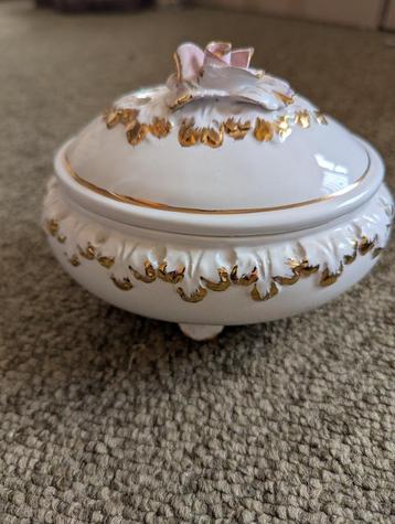 Vintage brocante snoepschaaltje. beschikbaar voor biedingen