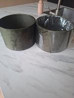 2 groene lampenkappen - Silke Casa, Huis en Inrichting, Lampen | Lampenkappen, Rond, Ophalen of Verzenden, Zo goed als nieuw, Modern