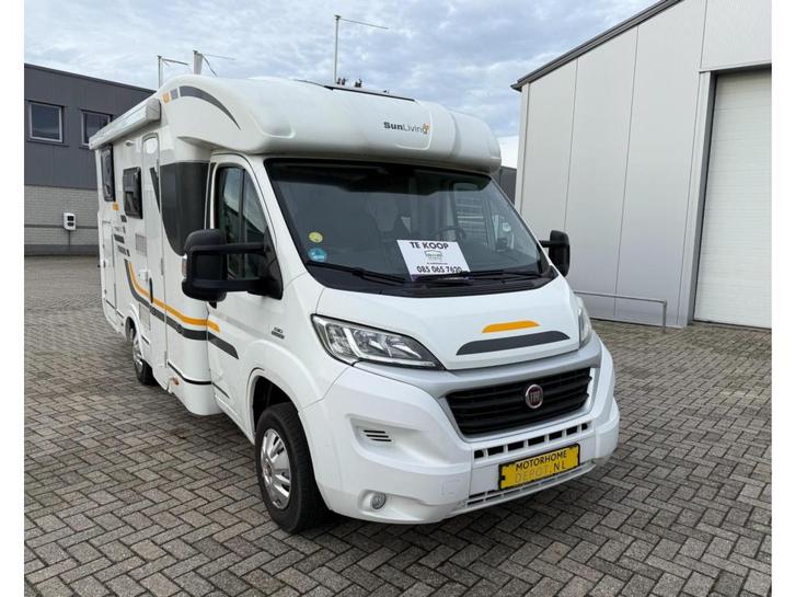 Sun Living Lido S 42 SL, Caravans en Kamperen, Campers, tot en met 4, Half-integraal, Sun Living, Fiat, Diesel, Handgeschakeld