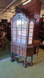 Vroeg antiek kruispoot vitrine kast, Ophalen