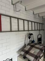 Aluminium enkele ladder met een lengte  van 3,5 meter 10 eur, Doe-het-zelf en Verbouw, Ladders en Trappen, Ophalen of Verzenden