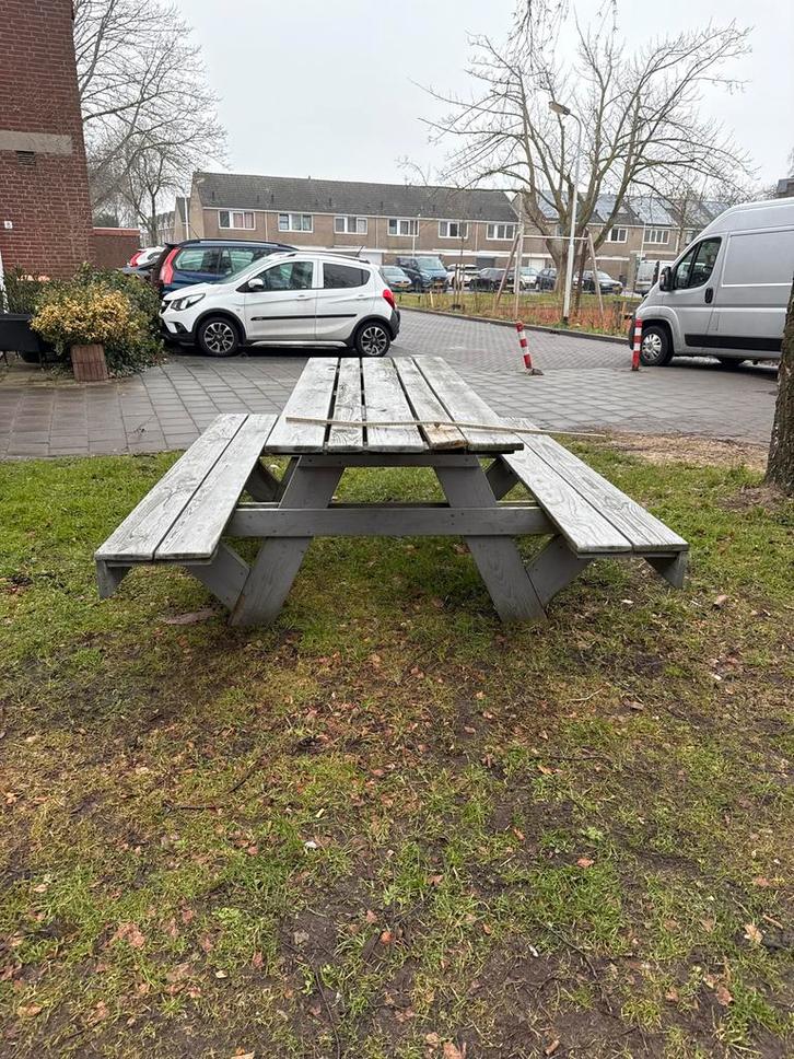 Grote houten biertafel - 2,20m x 1,75m, Tuin en Terras, Picknicktafels, Gebruikt, Rechthoekig, Hout, Ophalen of Verzenden