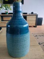 Blue textured vase, Huis en Inrichting, Ophalen, Blauw, Aardewerk of Porselein, Nieuw