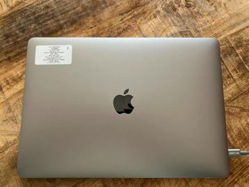 MacBook Pro 13” M1 A2338 • 16GB/512GB • Nieuwstaat beschikbaar voor biedingen