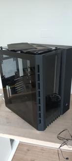Corsair pc case + 3 ll120mm rgb fans + 2x 140mm rgb fans, Computers en Software, Computerbehuizingen, Ophalen, Zo goed als nieuw
