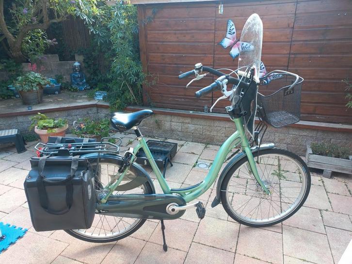 Sparta Amazone, Fietsen en Brommers, Fietsen | Dames | Moederfietsen, Zo goed als nieuw, Sparta, 1 zitje, Dubbele standaard, Mandje