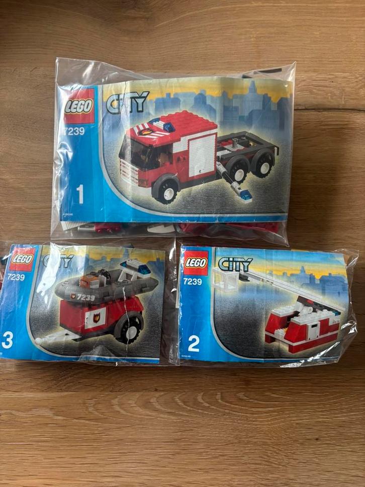 7238 & 7239 lego city firehelicopter & firetruck, Kinderen en Baby's, Speelgoed | Duplo en Lego, Gebruikt, Lego, Complete set
