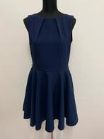 J242 - Donkerblauwe Closet jurk maat 12 valt als Ned. 40 (1), Kleding | Dames, Jurken, Ophalen of Verzenden, Zo goed als nieuw